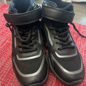 Rebel Cheer Black High-Top shoes